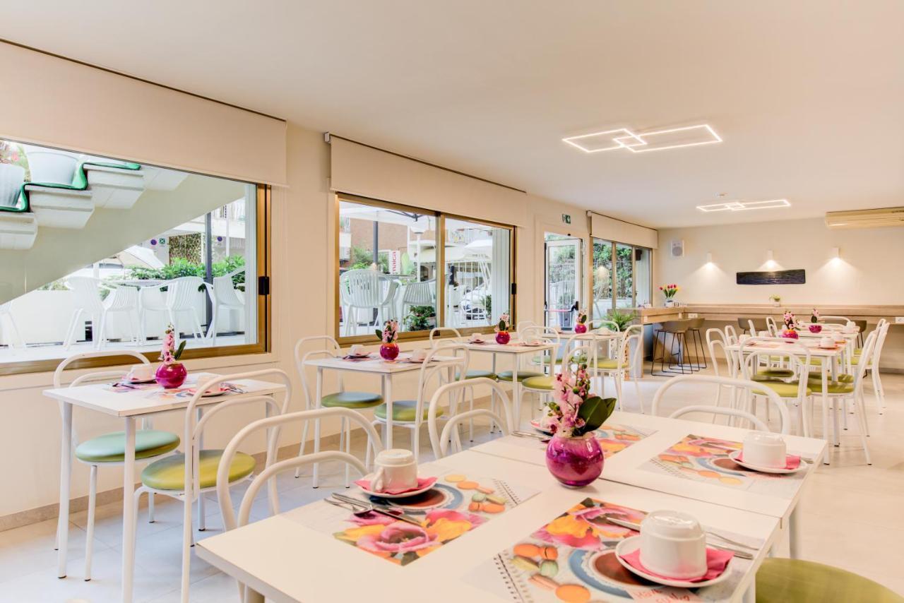 קאטוליקה Hotel Puppi מראה חיצוני תמונה