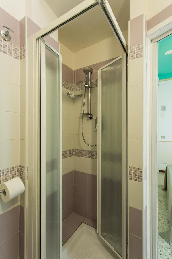קאטוליקה Hotel Puppi מראה חיצוני תמונה